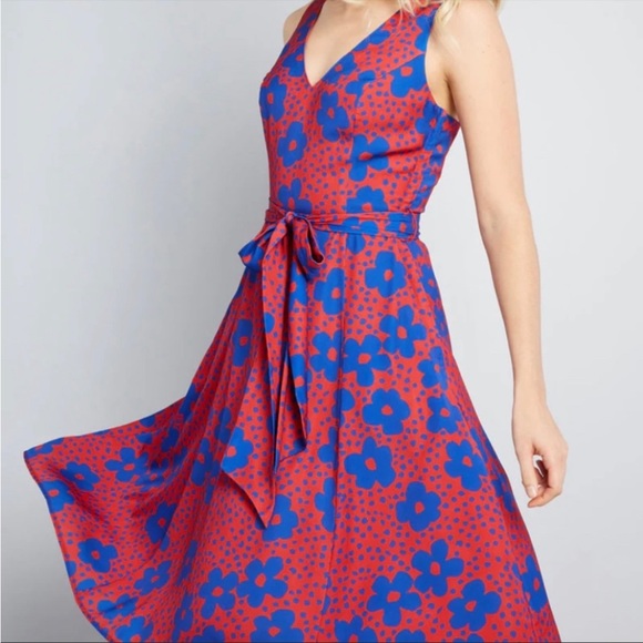 MODCLOTH Timeless Magnetism A Line Dress - Picture 4 of 13